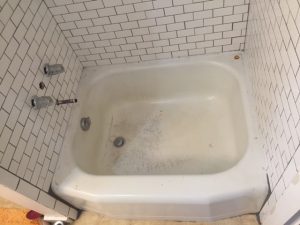Island Transformations is a team of refinishing professionals with over two decades of glazing and painting experience.